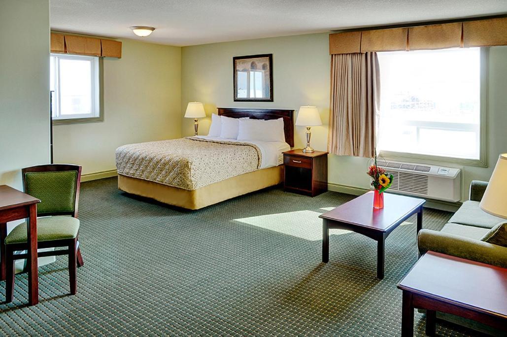 Nova Inn Acheson Spruce Grove エクステリア 写真